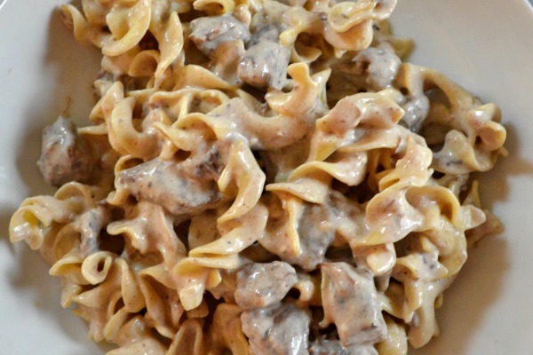 Slow Cooker Beef Stroganoff 